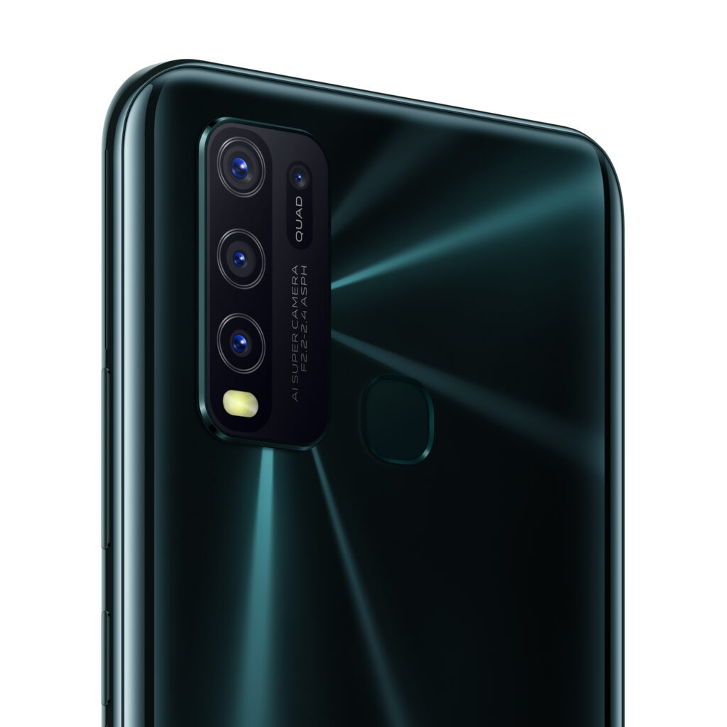 Vivo объявила о старте продаж смартфона Y30 Vivo объявила о старте продаж смартфона Y30