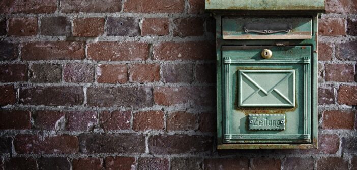 В Беларуси почта объяснила за что будет брать деньги с электронных отправлений