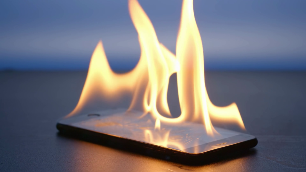 Apple сделала смартфоны смертельно опасными