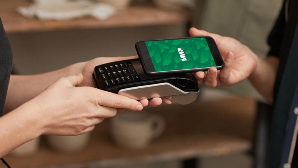 В Беларуси заработал платёжный сервис Mir Pay