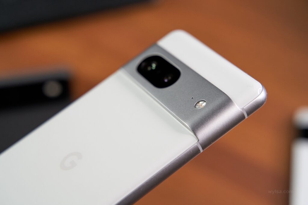 Google Pixel стал разваливаться в руках Google Pixel стал разваливаться в руках