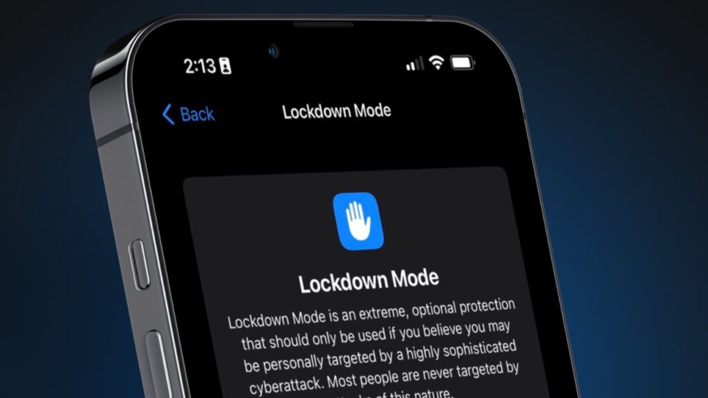 Lockdown Mode на iPhone спасает от атак хакеров