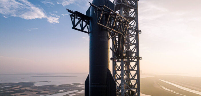 SpaceX отменила запуск своей сверхтяжелой ракеты