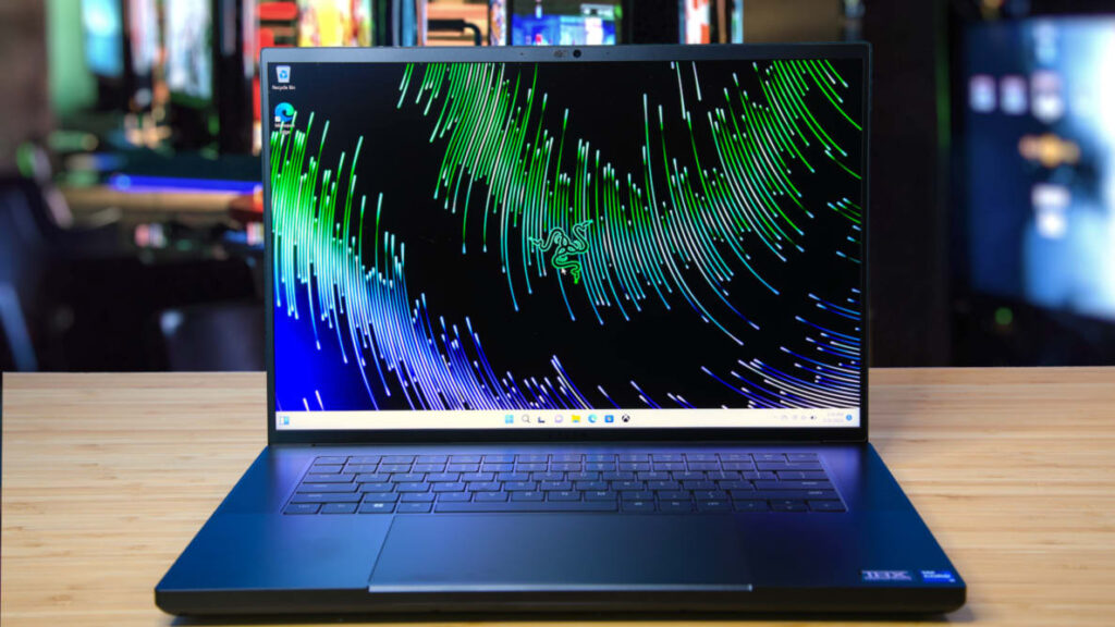 Razer Blade 16 и Blade 18: новые игровые ноутбуки с OLED-экранами и мощным железом