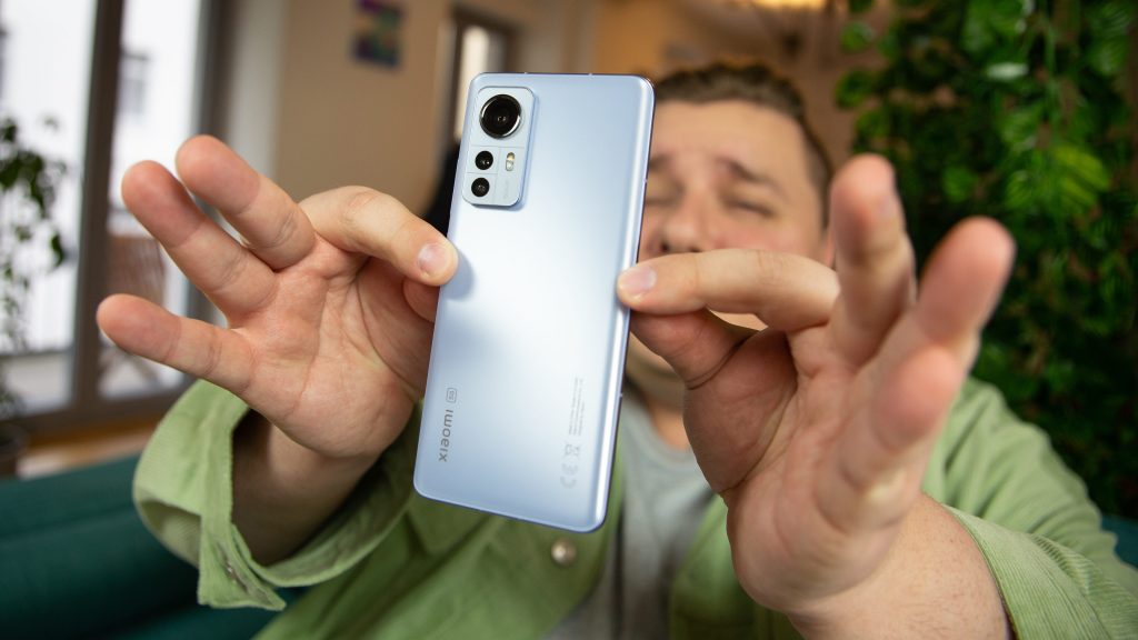 Миллионы смартфонов Xiaomi оказались "трояными конями", деньги и данные владельцев под угрозой Миллионы смартфонов Xiaomi оказались "трояными конями", деньги и данные владельцев под угрозой