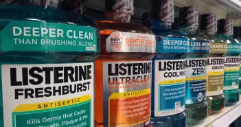 Listerine и другие бренды ополаскивателей для рта могут увеличивать риск рака
