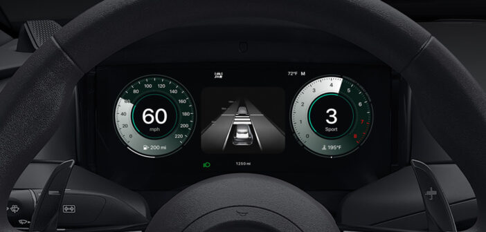 iPhone теперь может управлять авто, но придется купить самый дорогой Aston Martin