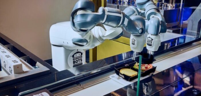 В Калифорнии открылся первый ресторан с роботами-поварами
