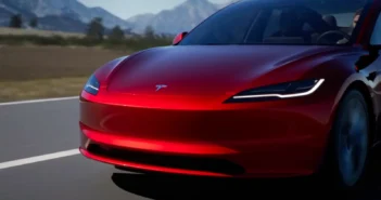 Каждый третий россиянин верит мифам об электромобилях