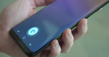 Galaxy S25 зависает во время звонков из-за ошибки в Bixby