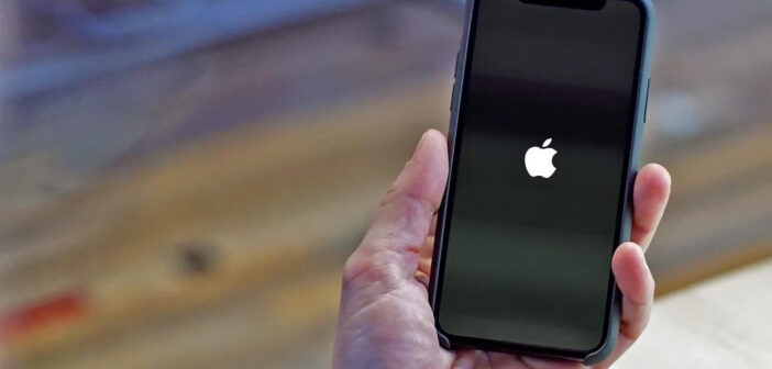 iPhone завис на «яблоке» после обновления? Без паники, вот инструкция по спасению