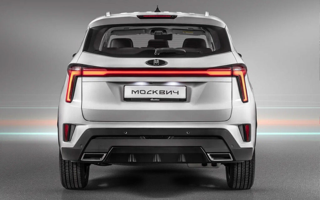 «Москвич-8» за 3 миллиона рублей добрался до автосалонов