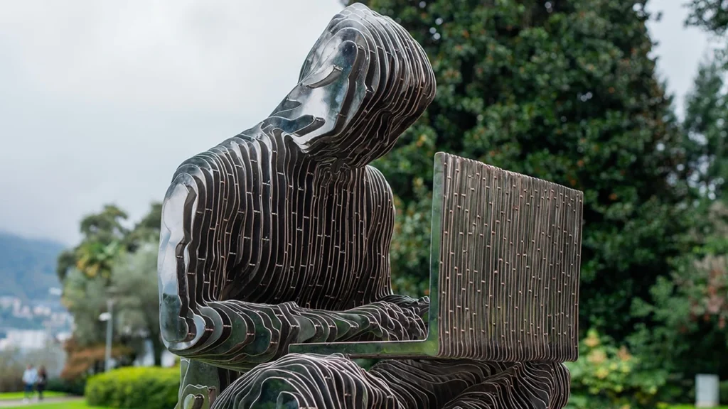 Неизвестный криптомиллиардер затмил нефтяных баронов