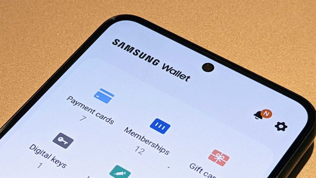 Samsung Wallet научился отслеживать рейсы прямо на экране блокировки