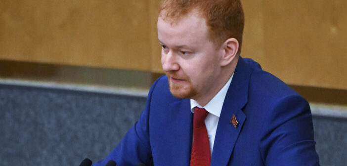 Депутат Госдумы потребовал отменить блокировку звонков в мессенджерах