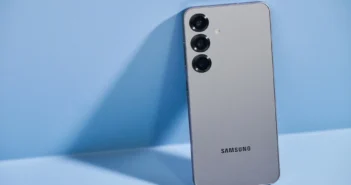 Samsung наносит удар по Apple за 5 дней до анонса iPhone 17