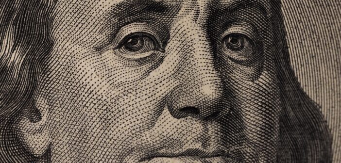 За 15 долларов школьники сдают аккаунты в Max мошенниками