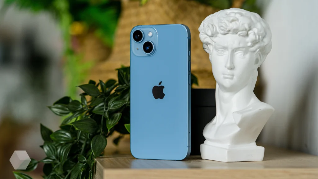 Apple признала, что iPhone можно взломать одной картинкой