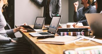 Что такое IT-аутстаффинг?