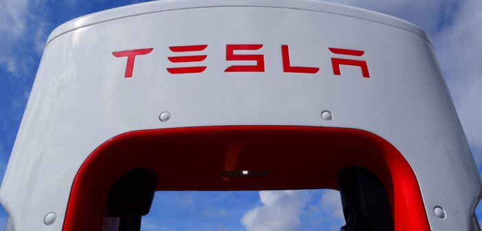 Tesla одобрила $29 млрд для Маска на фоне провала акций компании
