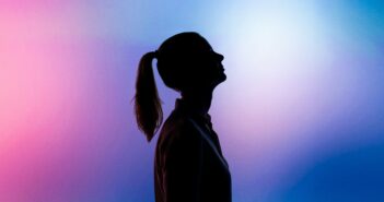 Гаджеты делают детское мышление плоским — новосибирский невролог объяснила почему