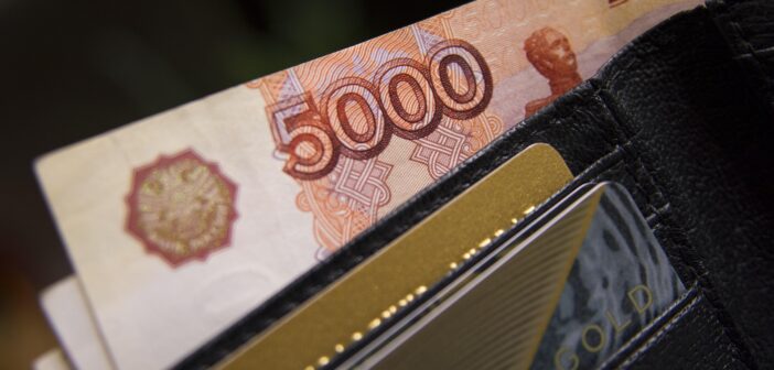 Штраф в полмиллиона за старый пост: в России вступает в силу новый закон о рекламе