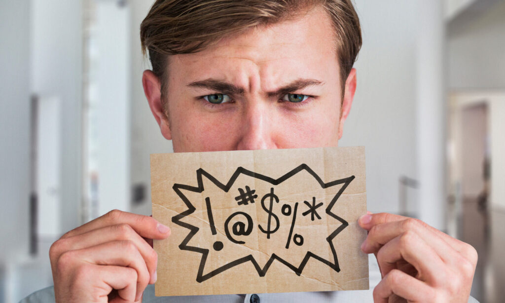 За мат в интернете — штраф и блокировка: в Госдуме готовят тотальный запрет