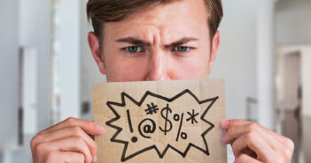 За мат в интернете — штраф и блокировка: в Госдуме готовят тотальный запрет