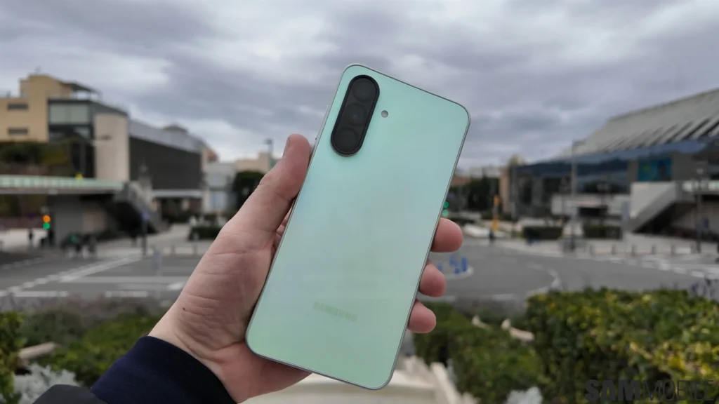 Samsung запустила бету One UI 8 для Galaxy A36 Samsung запустила бету One UI 8 для Galaxy A36