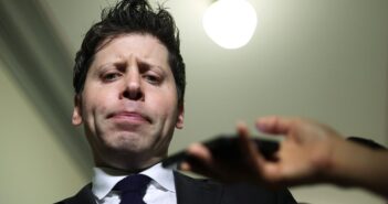 Смерть свидетеля, обвинения в убийстве: что скрывает создатель ChatGPT Сэм Альтман?