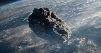 Астероид-убийца разминулся с Землей. Но он вернется
