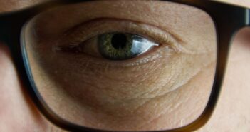 Ученые создали капли, восстанавливающие зрение