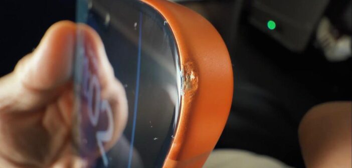 Apple в центре скандала: новые iPhone 17 царапаются прямо в коробке