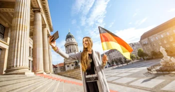 Туризму конец? Германия требует от ЕС закрутить гайки с шенгенскими визами для россиян