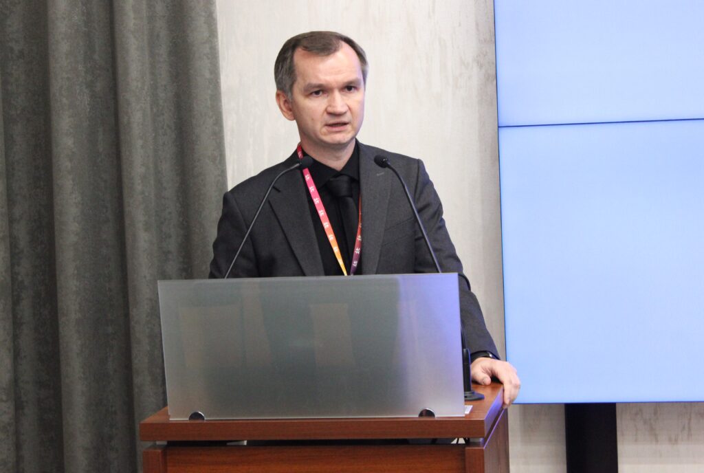 Власти ответили на главные страхи о новом российском мессенджере MAX