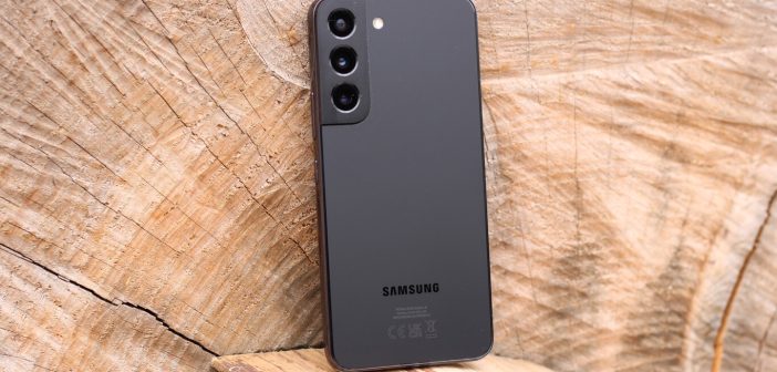 Galaxy S22 получил последнее обновление Android