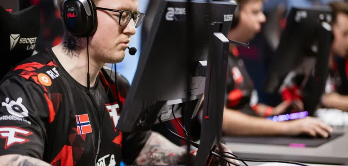 Мышки, коврики и клавиатуры: на чём играют лучшие каэсеры мира