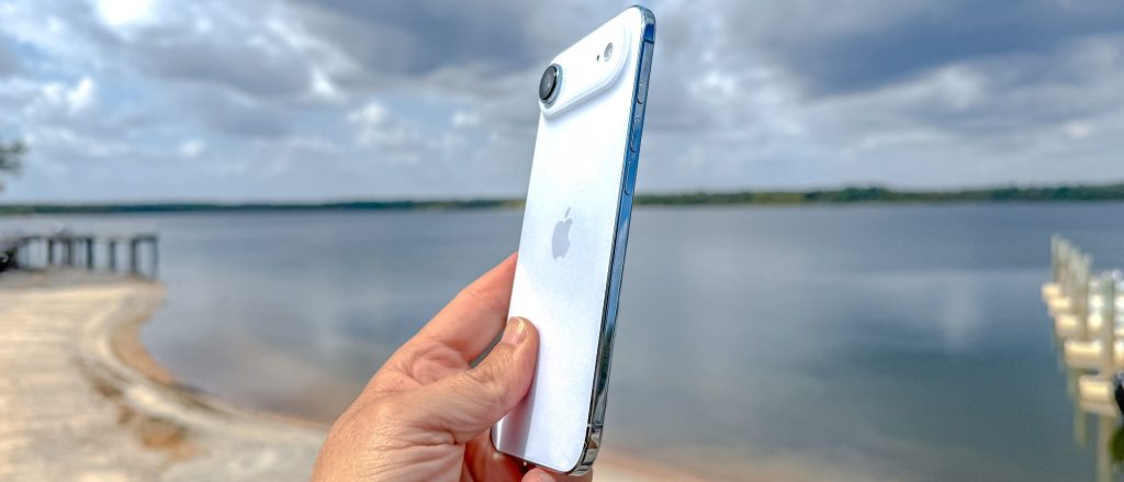 Китай спасет iPhone Air? Apple сокращает производство на фоне слабых продаж