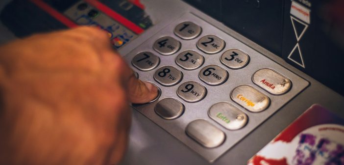 Чем коммерческие банки отличаются от микрофинансовых организаций