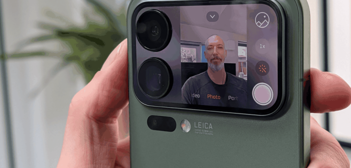 Флагман Xiaomi за $850 оказался пластмассовым