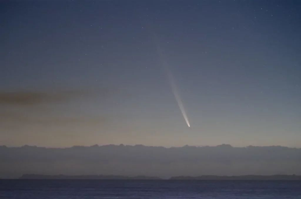 Комета ATLAS оказалась вдвое старше Солнца