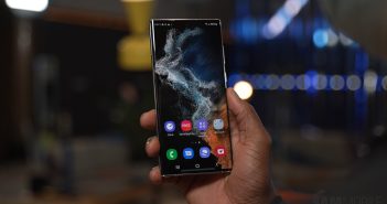 Samsung вернула One UI 8 для Galaxy S22, но владельцам Ultra стоит подождать