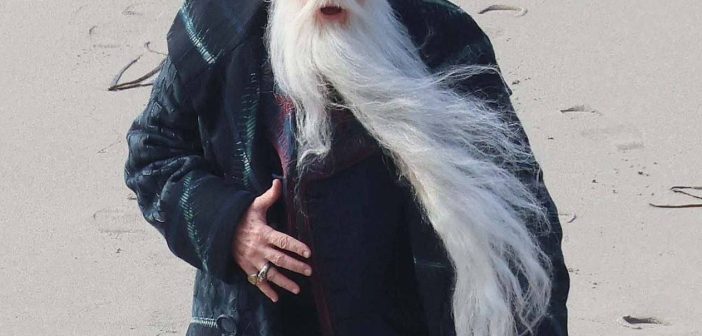 Утечка со съемок «Гарри Поттера»: вот как выглядит Джон Литгоу в роли Дамблдора