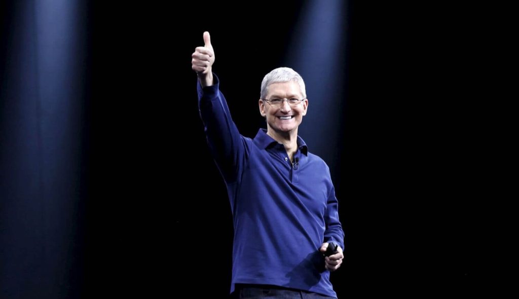 Apple нашла замену Тиму Куку: компанию возглавит инженер, а не менеджер Apple нашла замену Тиму Куку: компанию возглавит инженер, а не менеджер