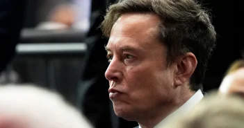 Маск бросает вызов WhatsApp: X Chat получит «Bitcoin-шифрование»