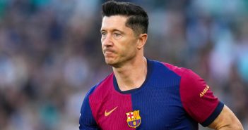 Хет-трик Левандовского принес «Барселоне» победу над «Сельтой» 4:2. Поляк вошел в историю, обойдя Неймара