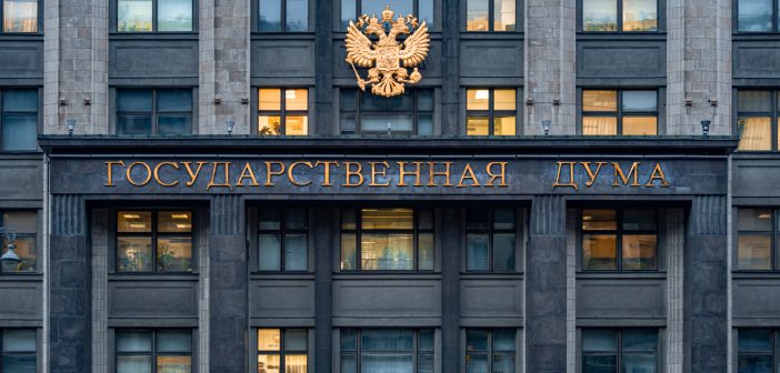 В Госдуме заявили о конце эпохи WhatsApp в России на фоне роста мессенджера Max