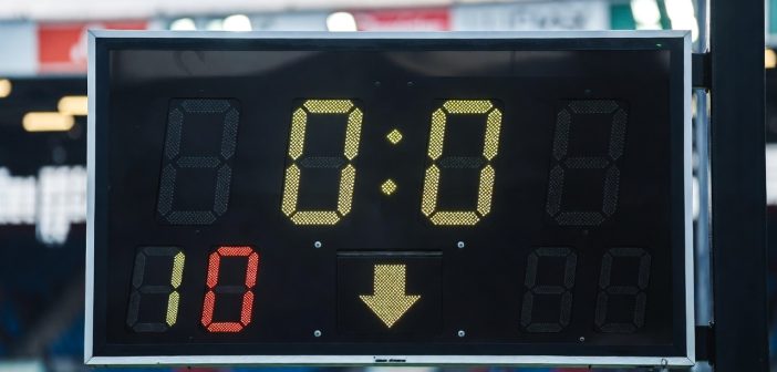 «Динамо» не может взломать «Акрон»: нули на табло к перерыву матча РПЛ