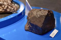 Метеорит над Москвой: "охотники за небом" штурмуют трассу М-11