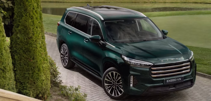 Владельцы премиальных Exeed VX жалуются на опасные сбои: машина резко тормозит на ходу